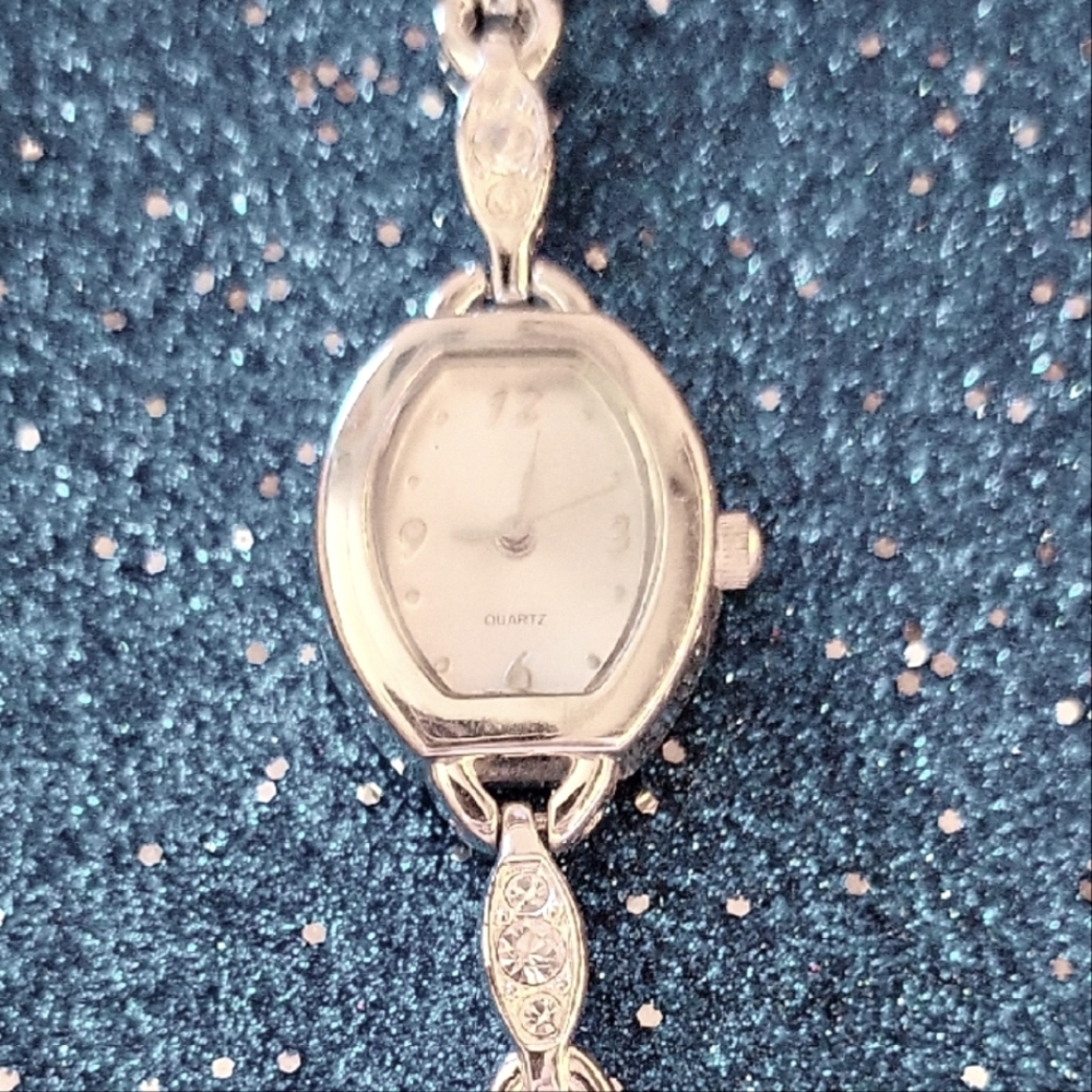 Elegant Silver Women's Watch